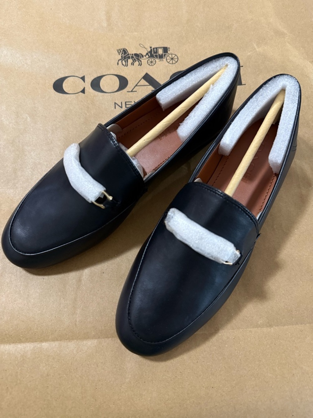 NEW Coach Haley Leather Loafer BLACK
SIZE 7 - Picture 2 of 6